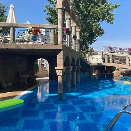 Cozy In Sanny Slantchev Briag